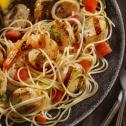 Noodles cu fructe de mare